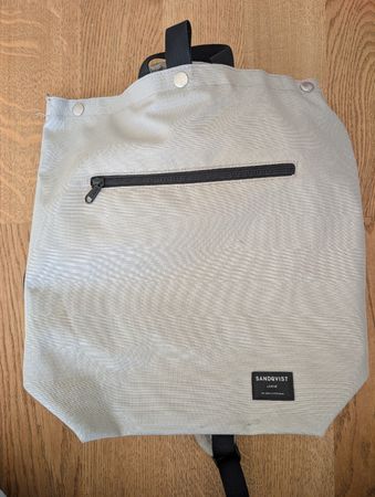Sandqvist Rucksack hellgrau mit Laptop-Fach