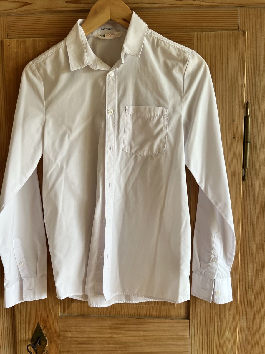 H&M Camicie, T-shirt & Polo: H&M Hemd Gr. 164 / 14 Jahre – Usato da Oeschgen venduto da Elmermo 1