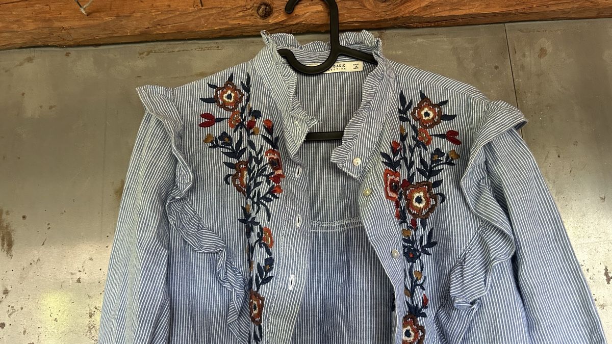 Zara Camicette: Zara Hemdblouse Grösse M – Nuovo (secondo la descrizione) da Samstagern venduto da hugetobler01 1