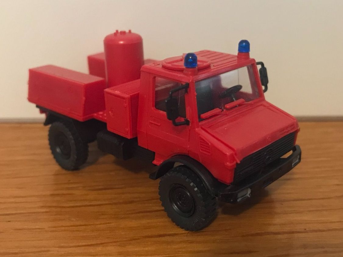 Wiking Modellautos: Unimog Feuerwehr – Gebraucht aus Luzern von mey_s13