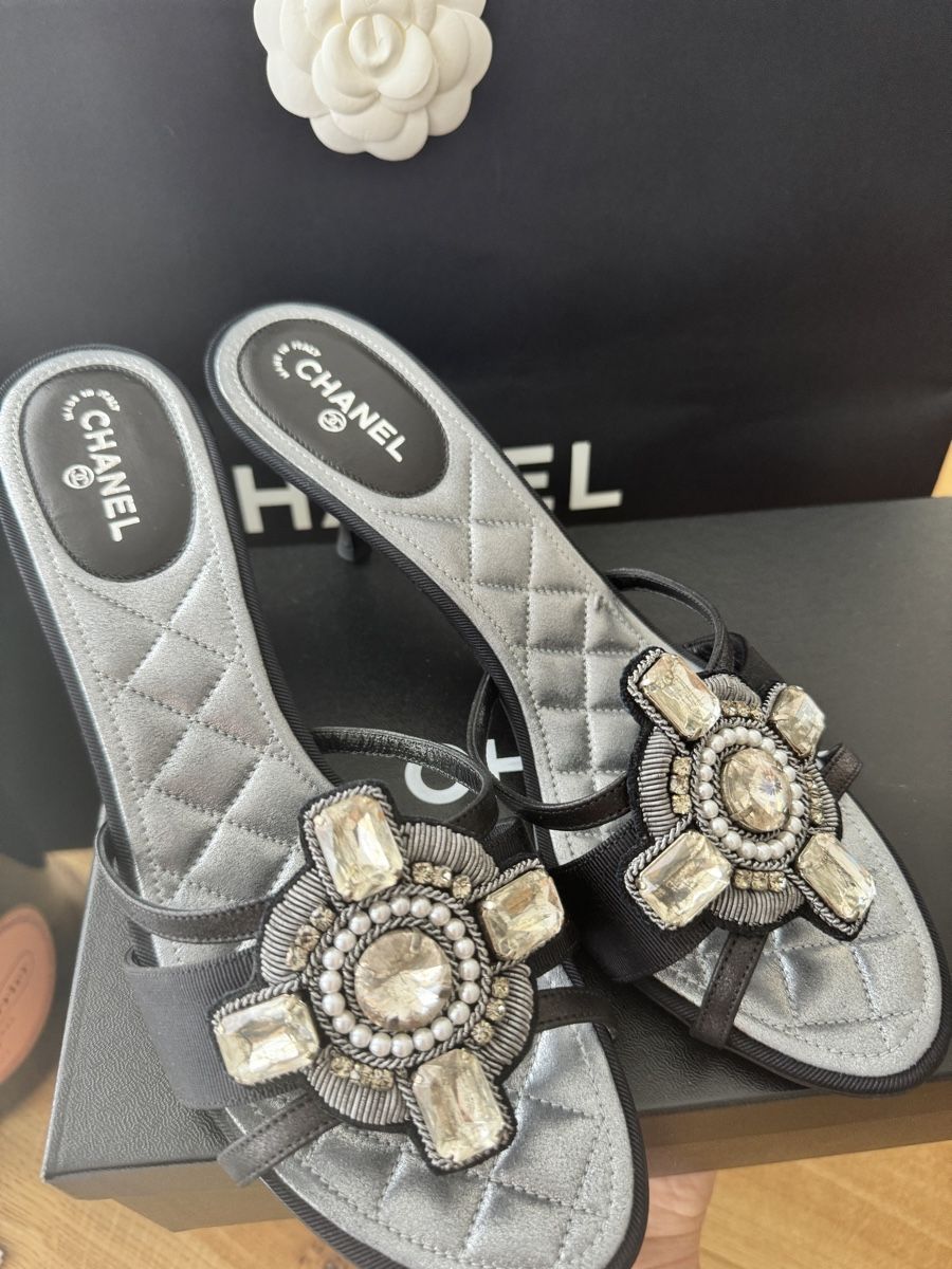 Chanel Damenschuhe: Chanel Pantolette schwarz Satin / Rips – Neu (gemäss Beschreibung) aus Wallisellen von Corinne.- 3