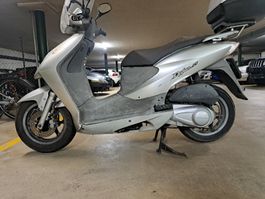 Honda Dylan 125