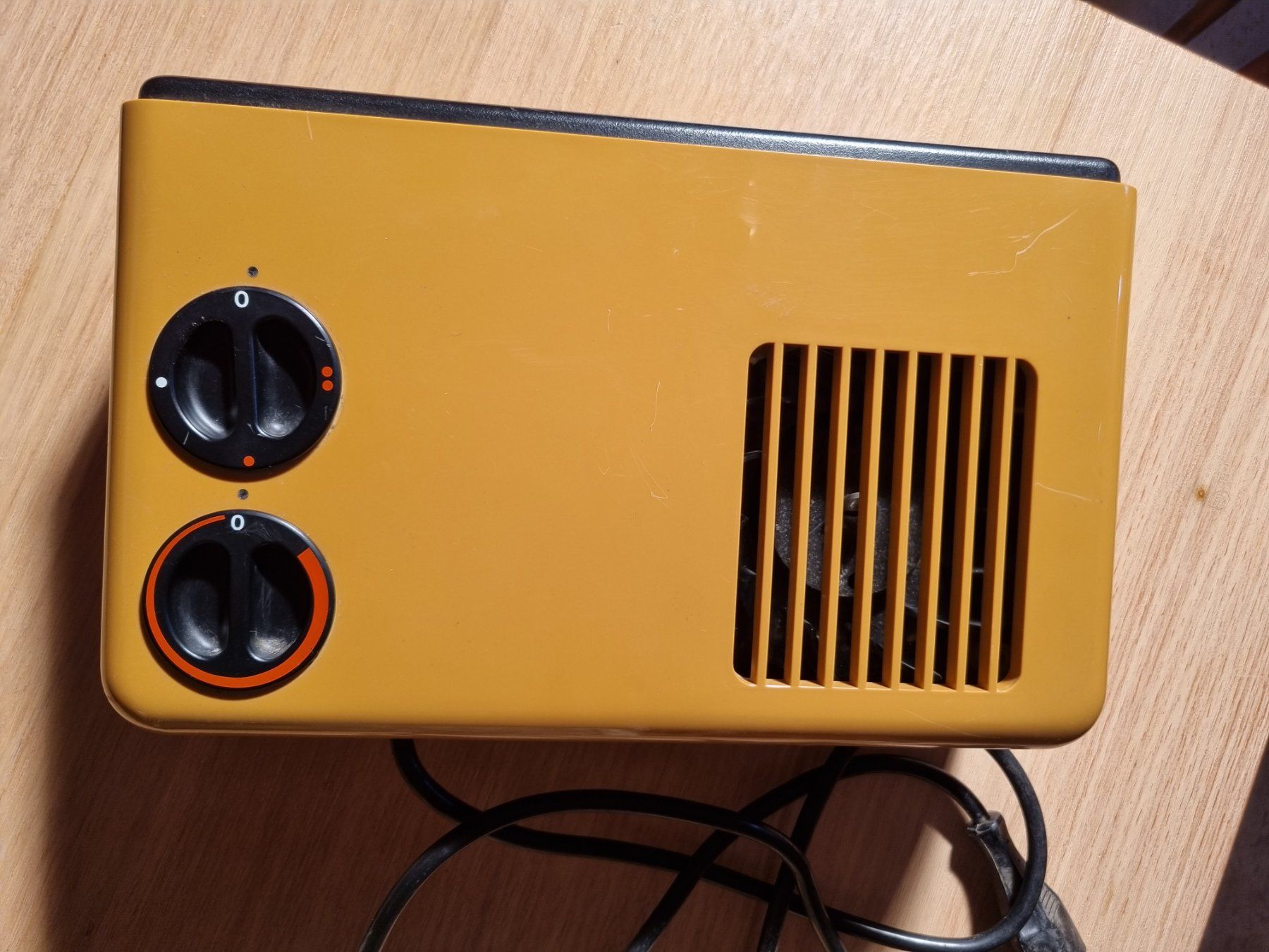 Radiatori: Heizlüfter BBC klein&handlich – Usato da Fürstenaubruck venduto da PizBeverin2018 4