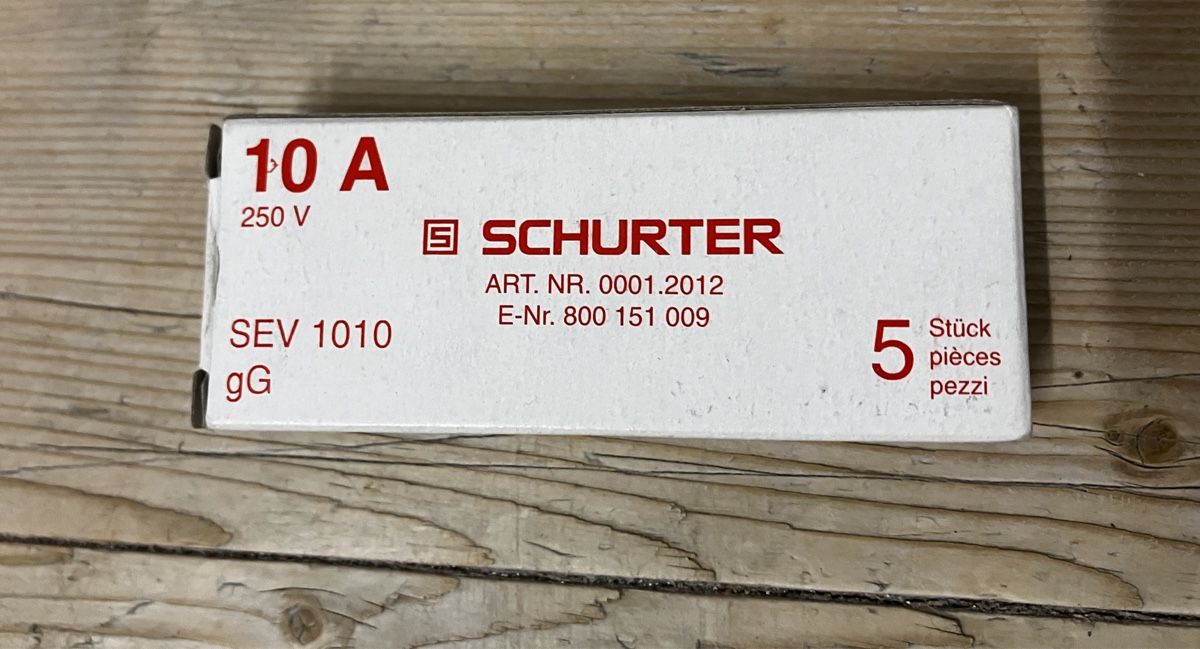 Componenti elettronici: 10 Ampere 250 Volt Sicherung Schurter – Nuovo (secondo la descrizione) da Luzern venduto da Pteropus