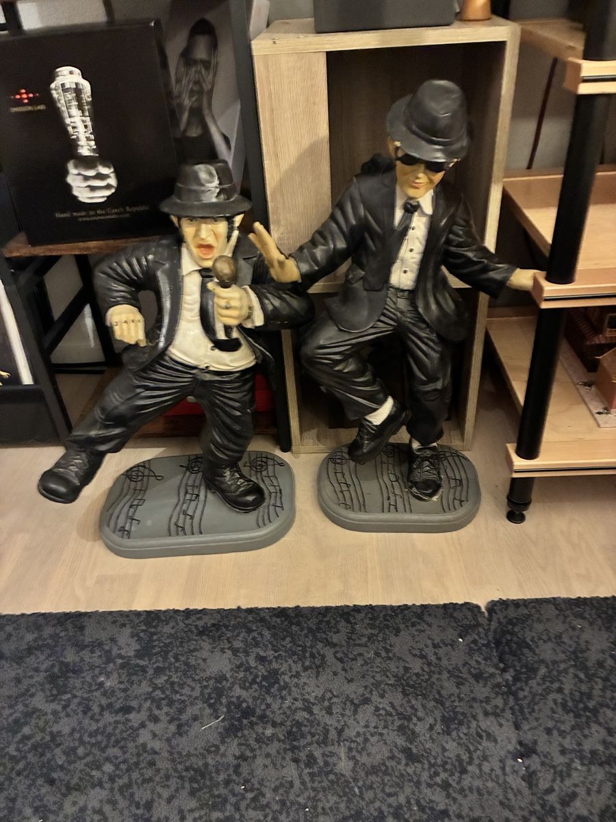 Skulpturen & Statuen: Blues Brothers Figuren – Gebraucht aus Ottikon von Gravis