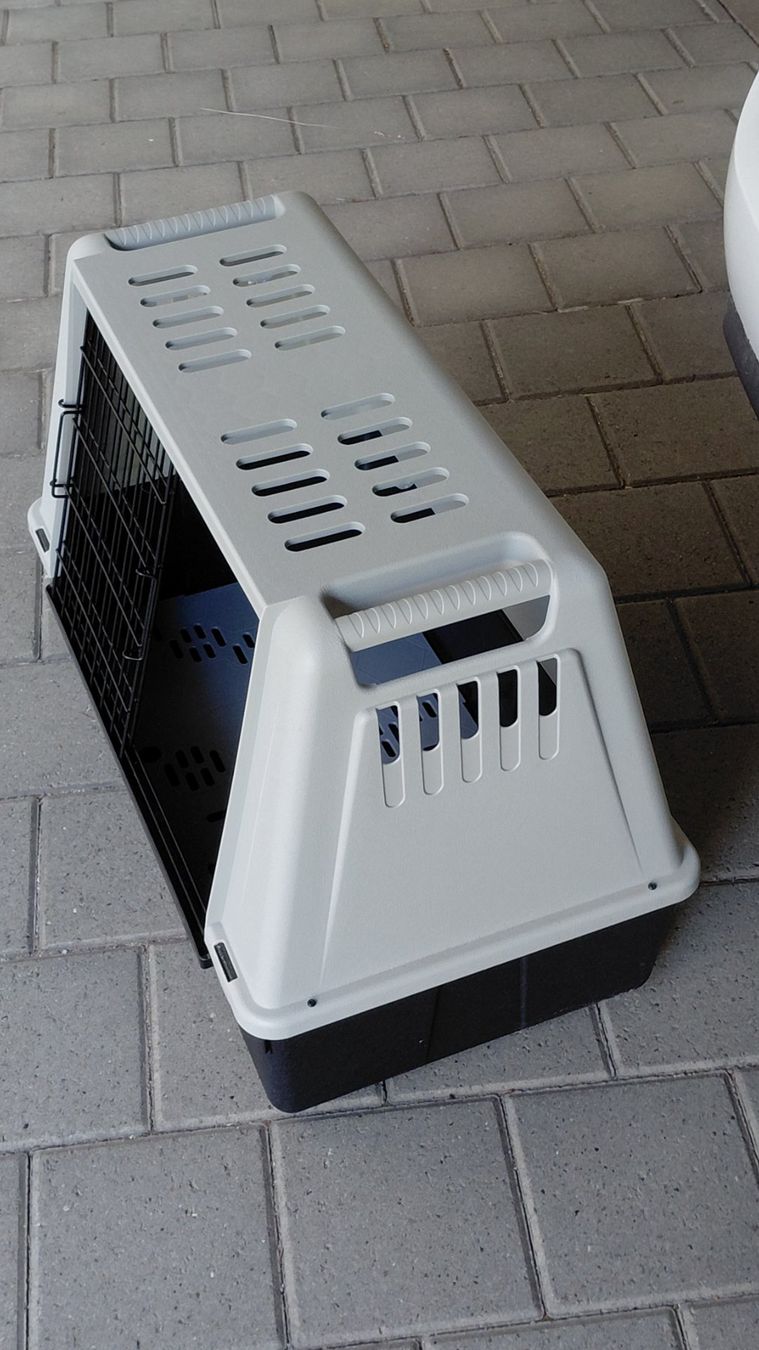 Liege- & Schlafplätze: Hundebox für Auto – Gebraucht aus Roggwil BE von Flieger8 1