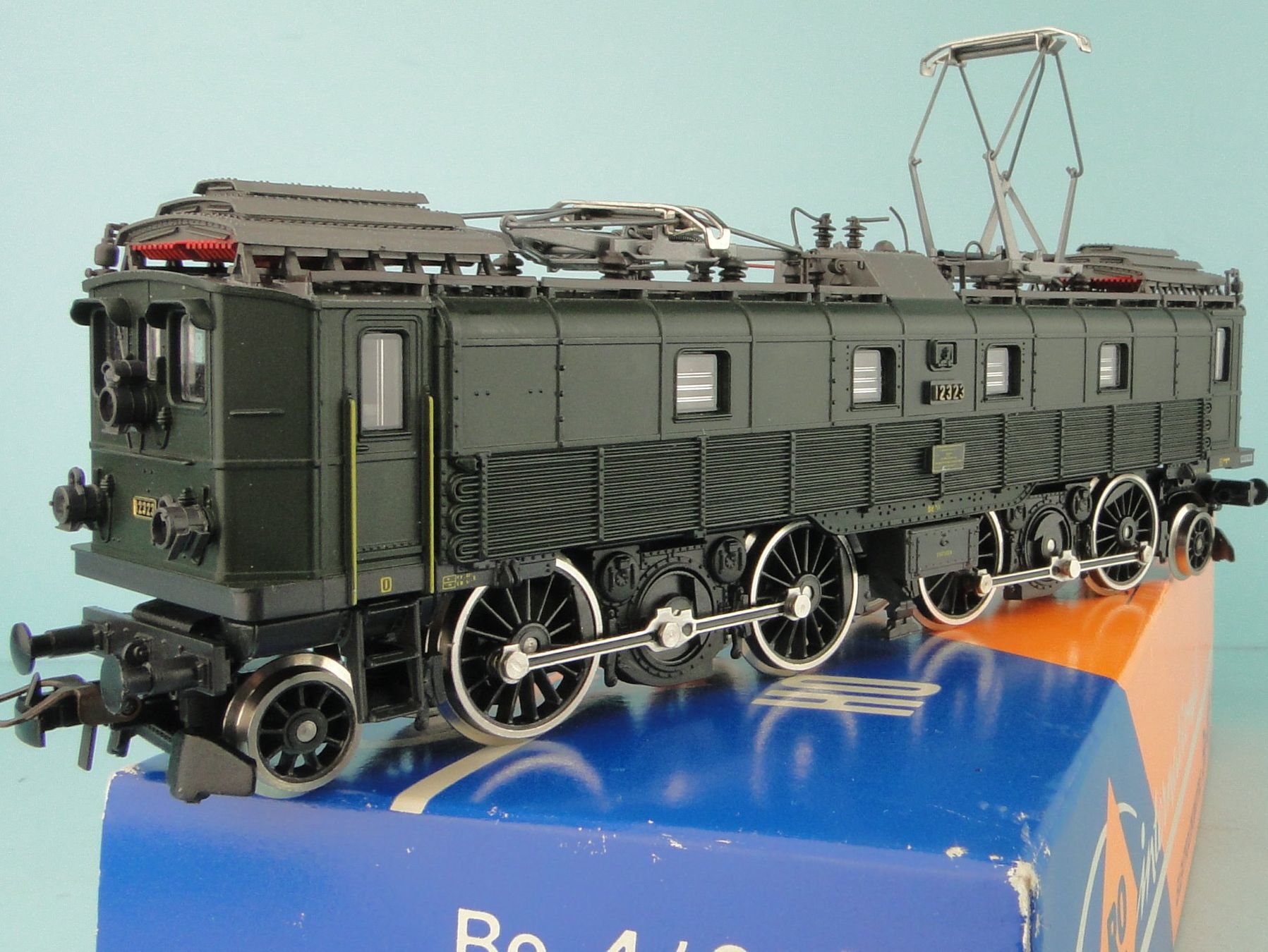 Roco Modellini di ferrovie: Roco 4191 A Be 4/6 grün – Usato da Bülach venduto da cann11