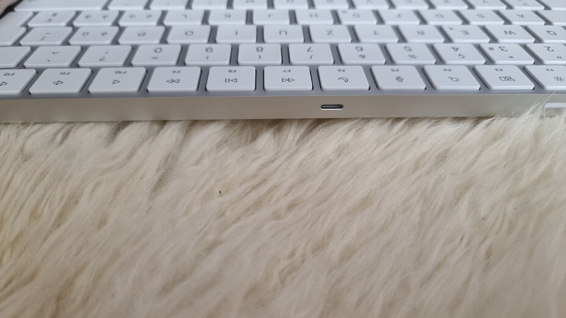 Apple Claviers: Apple Magic Keyboard weiss – Neuf (Voir description) à Immensee par Laatzen 2