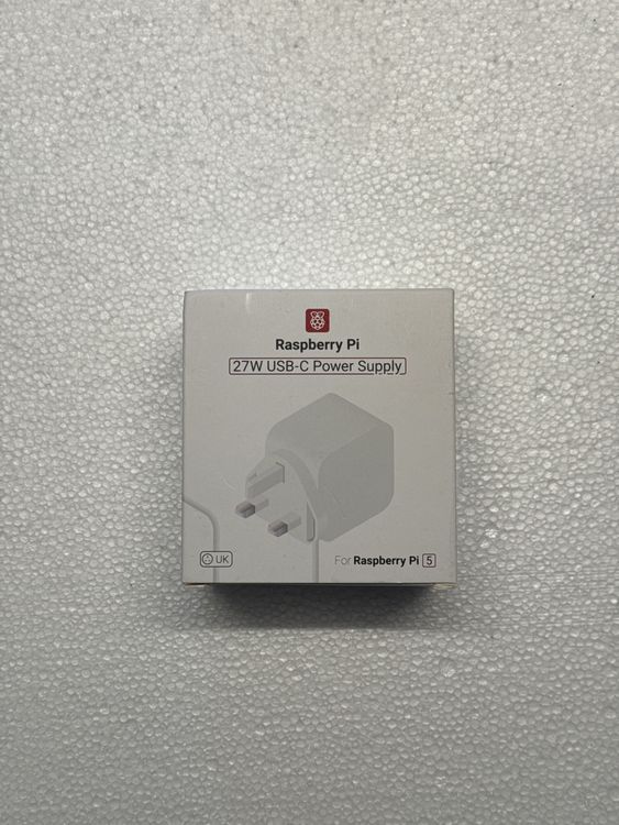 Raspberry Pi 5 27W USB-C Power Supply (Neu und originalverpackt) in ...