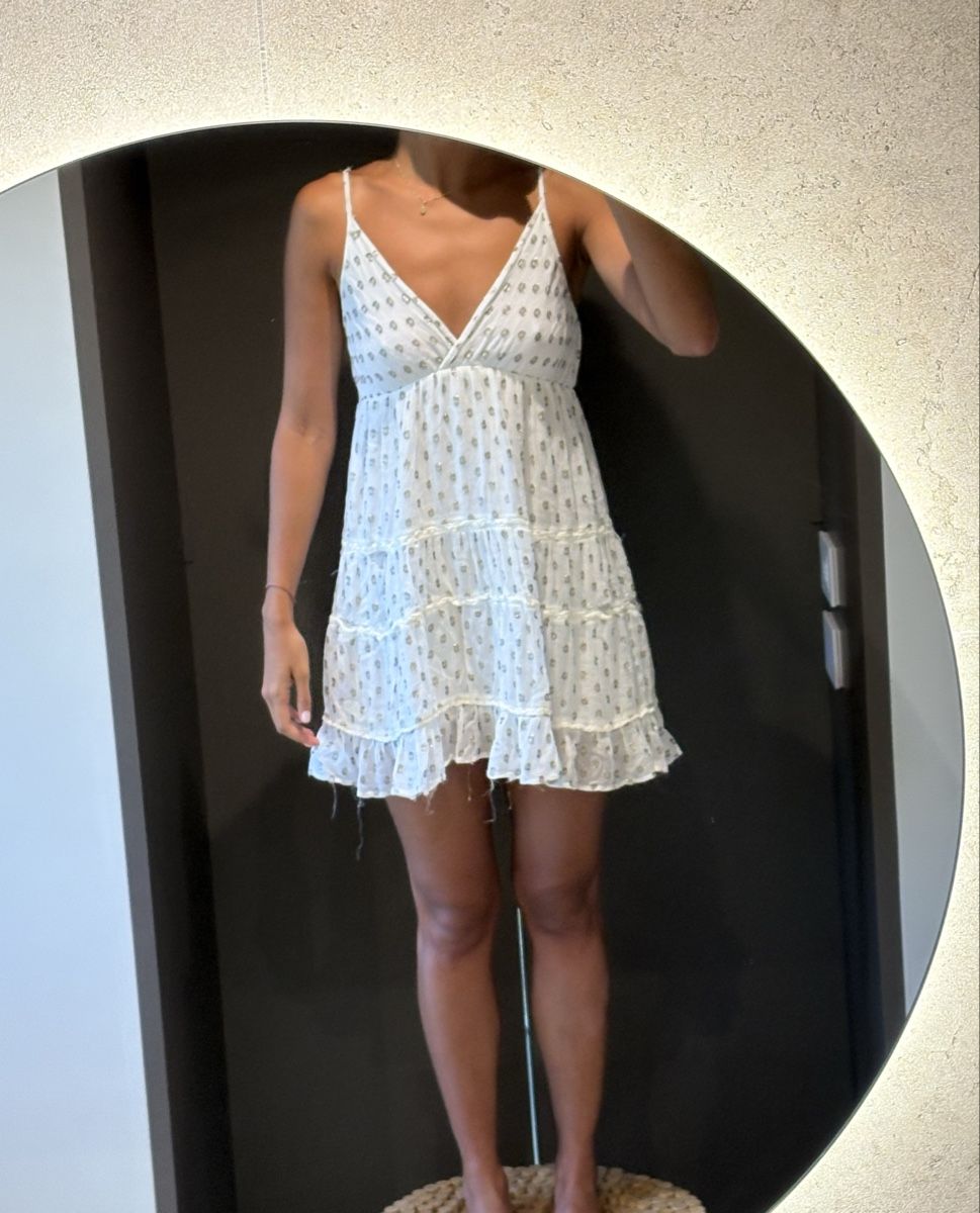 Kleider: Comfortable short white summer dress – Gebraucht aus La Conversion von chi_td5v 2