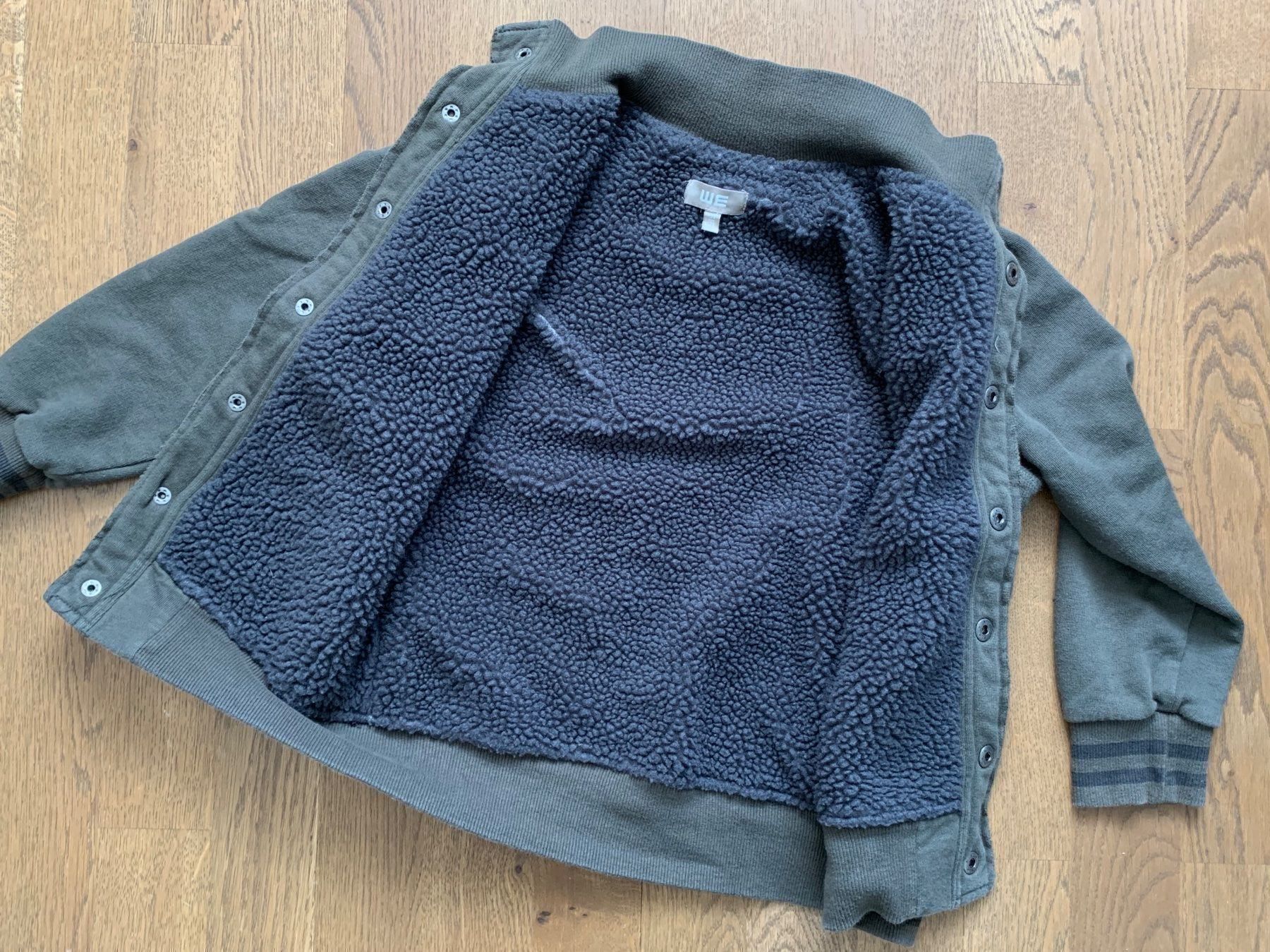 Vestes & Manteaux: Jacke 122/128 – D'occasion à Luzern par Boudin03 3