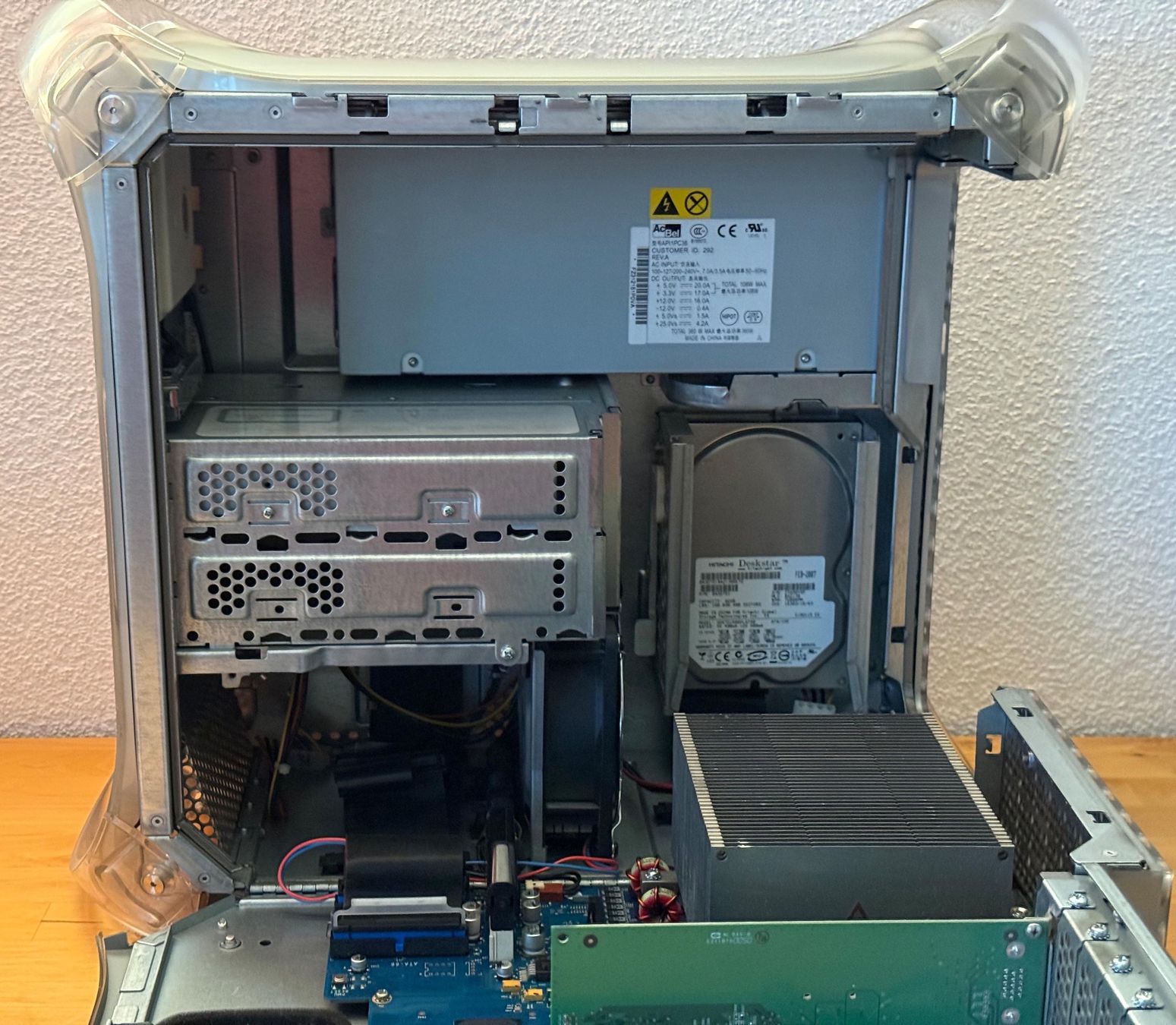Apple PC: Apple Power PC G4 Desktop / Apple Studio Display 15" – Usato da Bülach venduto da Twinggy 4