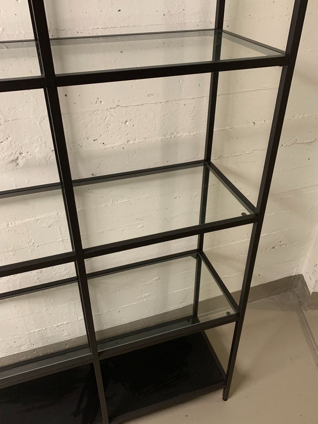 Ikea Scaffali: IKEA VITTSJÖ Regal – Usato da Zürich venduto da Saqil 1