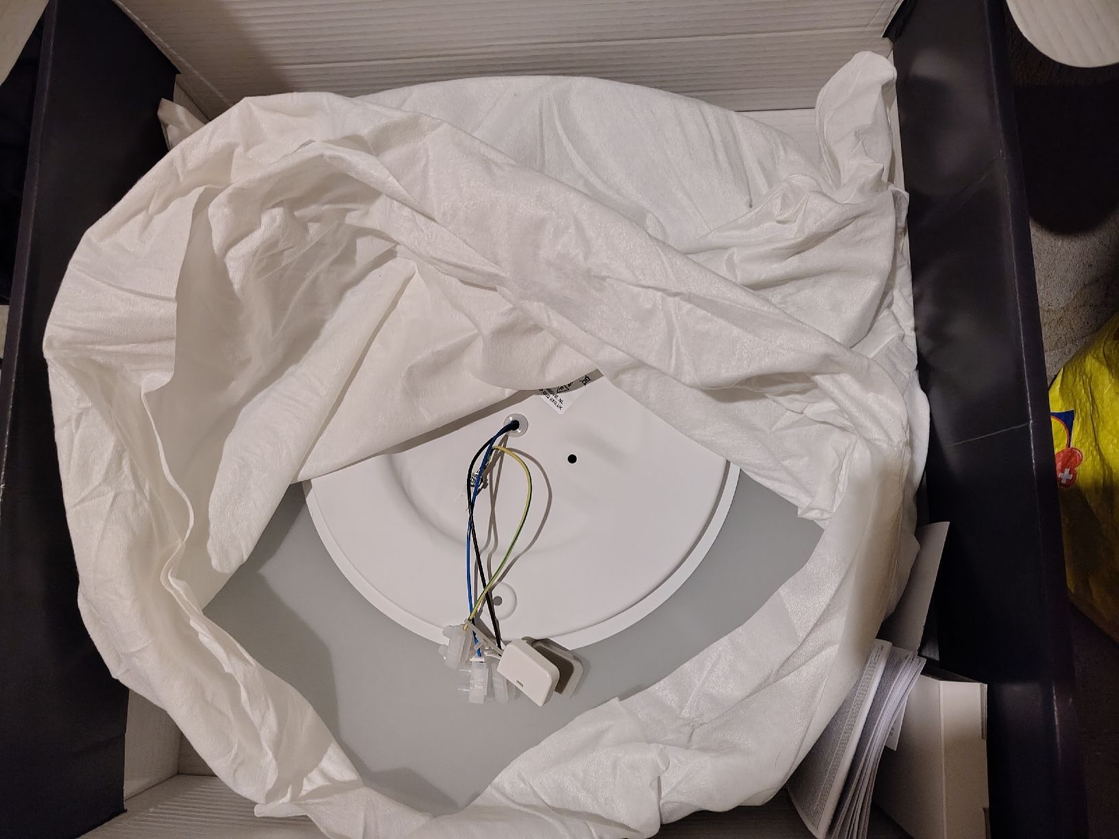 Philips Lustres & lampes de plafonds: Philips Hue Fair Basis BT Smart Deckenlampe – Neuf (Voir description) à Biel/Bienne par Zaiba 1