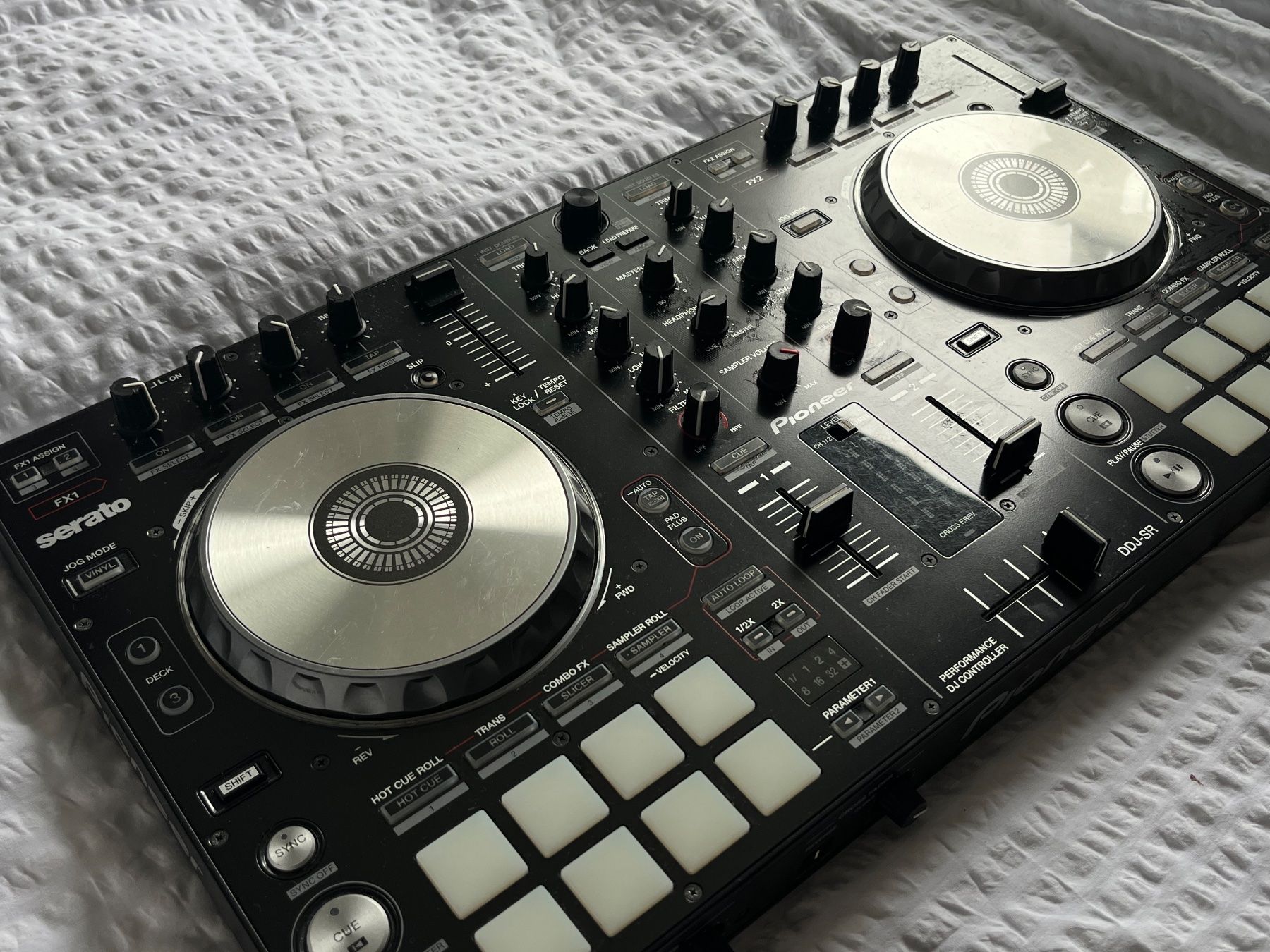 【チコ】Pioneer DDJ-SR DJコントローラー Pioneer DJ/DDJ-SRの紹介です。