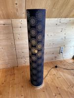 Deko-Stehlampe Stoff schwarz mit Muster, guter Zustand