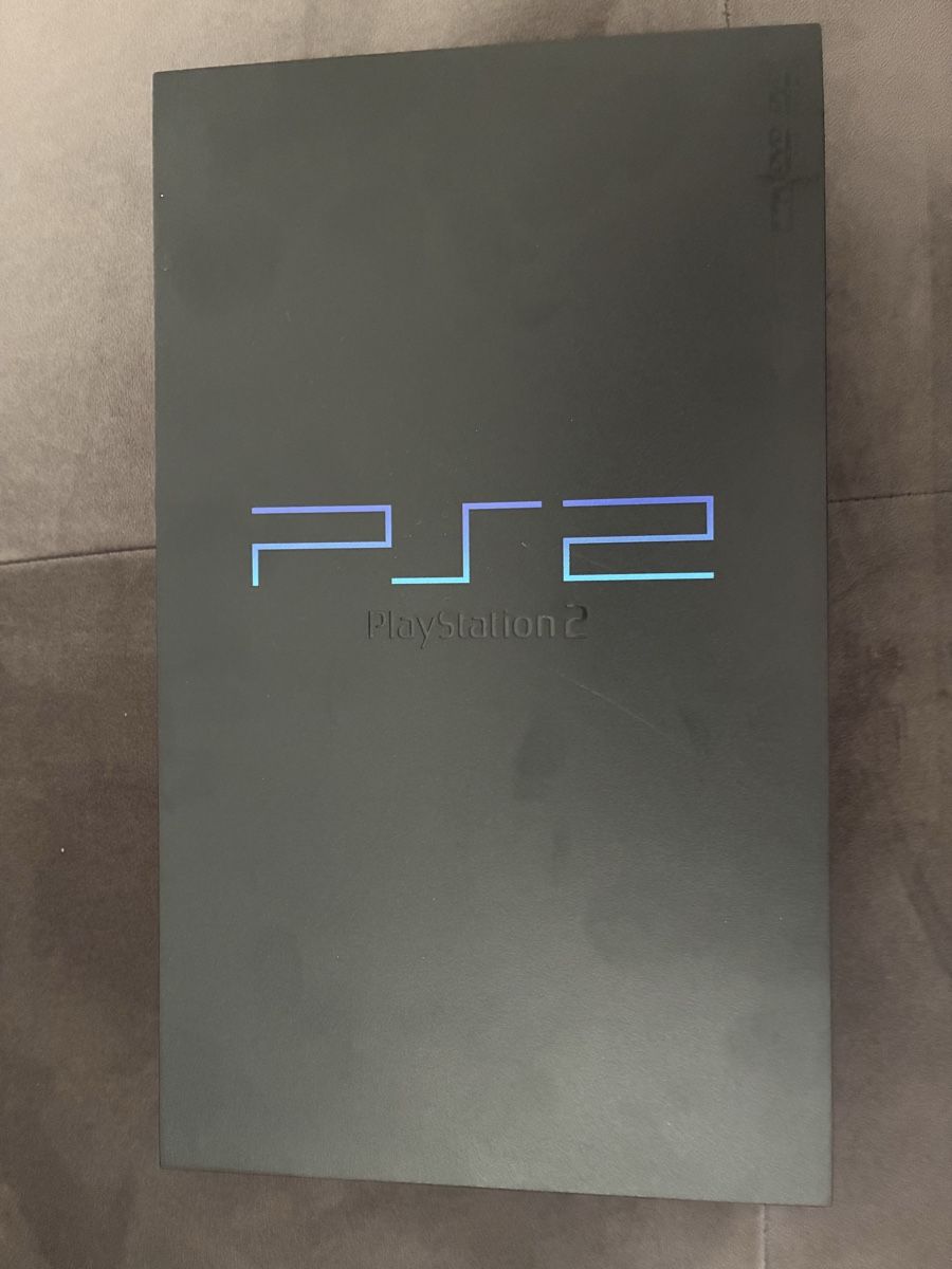Sony Console: Playstation 2 mit 2 Controller, 1 Spiel Ohne Kabel – Usato da Zürich venduto da banane70 1