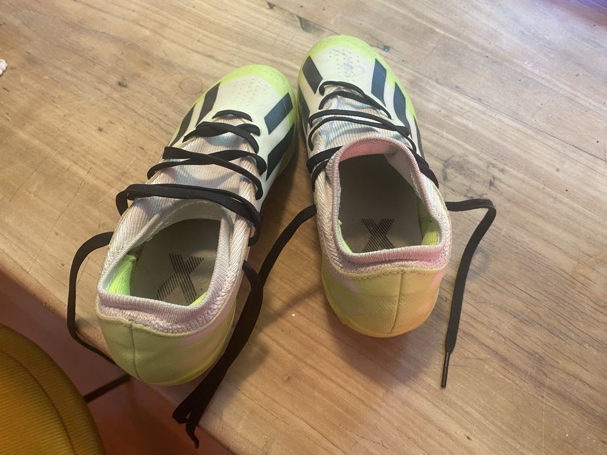Porte da calcio e da hockey: Fussball schuhe – Usato da zürich venduto da BonneChance77 5
