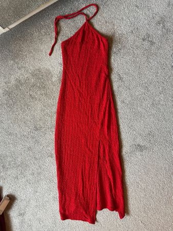 Sommerkleid, rotes Neckholder Kleid mit Schlitz, Grösse S