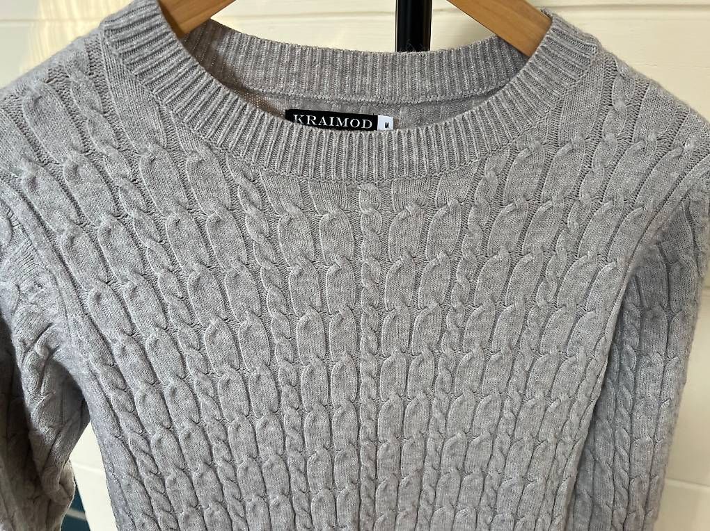 Vestiti: Strickleid Gr 36 – Usato da Luzern venduto da HeleneXX 3