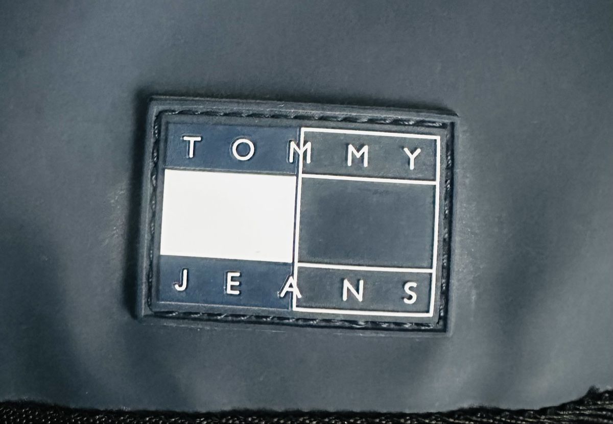 Tommy Hilfiger Borse: Tommy Jeans Umhängetasche – Usato da Neuenkirch venduto da kiri2006 1