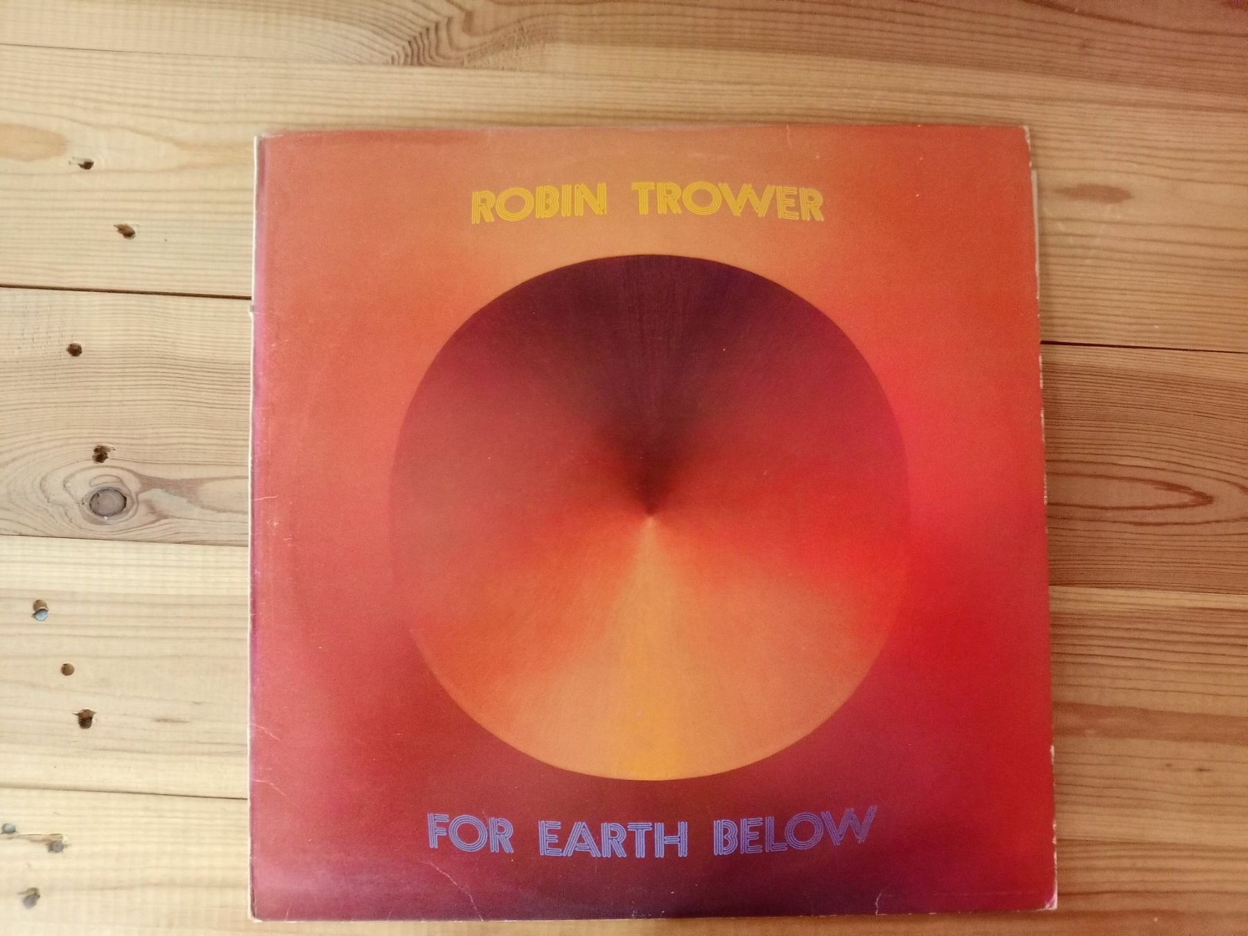Dischi in vinile: Robin Trower - For Earth Below - Vinyl, Schallplatte – Usato da Waldenburg venduto da STICKER_KING