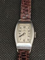 OMEGA Vintage Damenuhr Tonneau Gehäuse Handaufzug