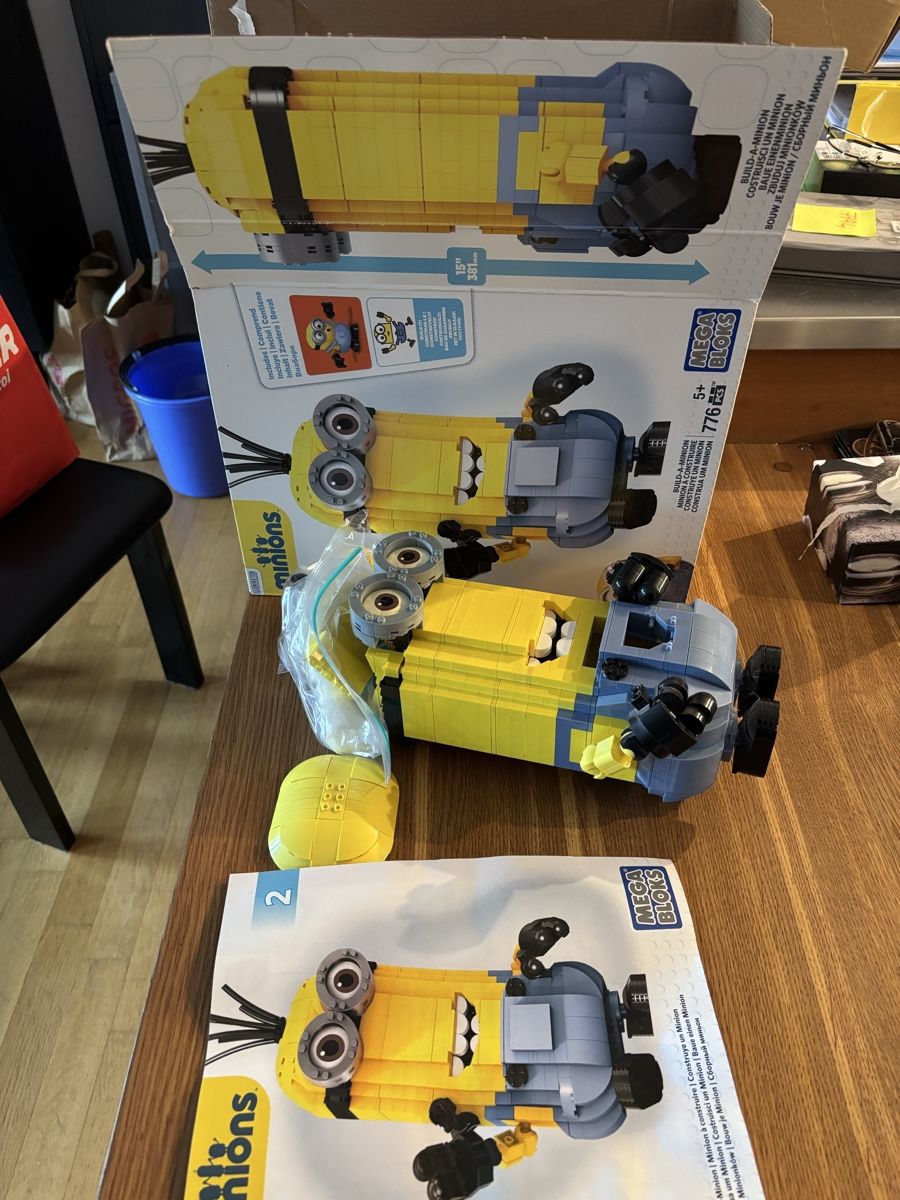 Mega Kit di costruzioni: Minion XXL Mega Bloks – Usato da Allenwinden venduto da Lb3