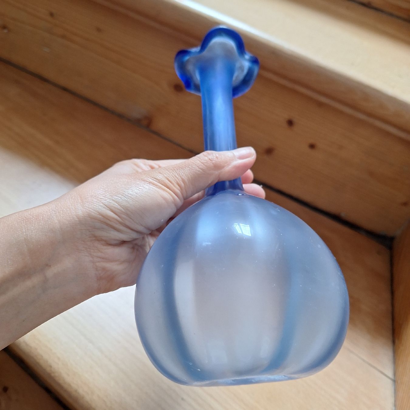 Vasen & Gefässe: Versand möglich! Blaue, alte Vase. Altes Glas – Gebraucht aus Winterthur von Goldpipau 2