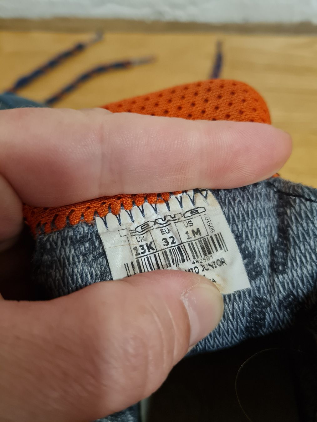 Lowa Scarpe per ragazzi: Wanderschuhe Lowa Mid Junior blau Grösse 32  – Usato da Cazis venduto da kufisen01 2