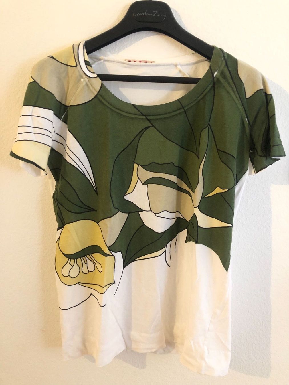 Marni T-shirt: Marni T-Shirt Grösse 36/38 – Usato da Schwerzenbach venduto da cygnuss