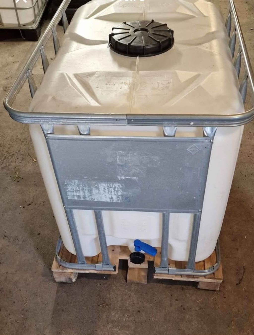 Tränken & Tröge: Wassertank 500 Liter + neu ablaufventil – Gebraucht aus Altstätten SG von top-preis 1
