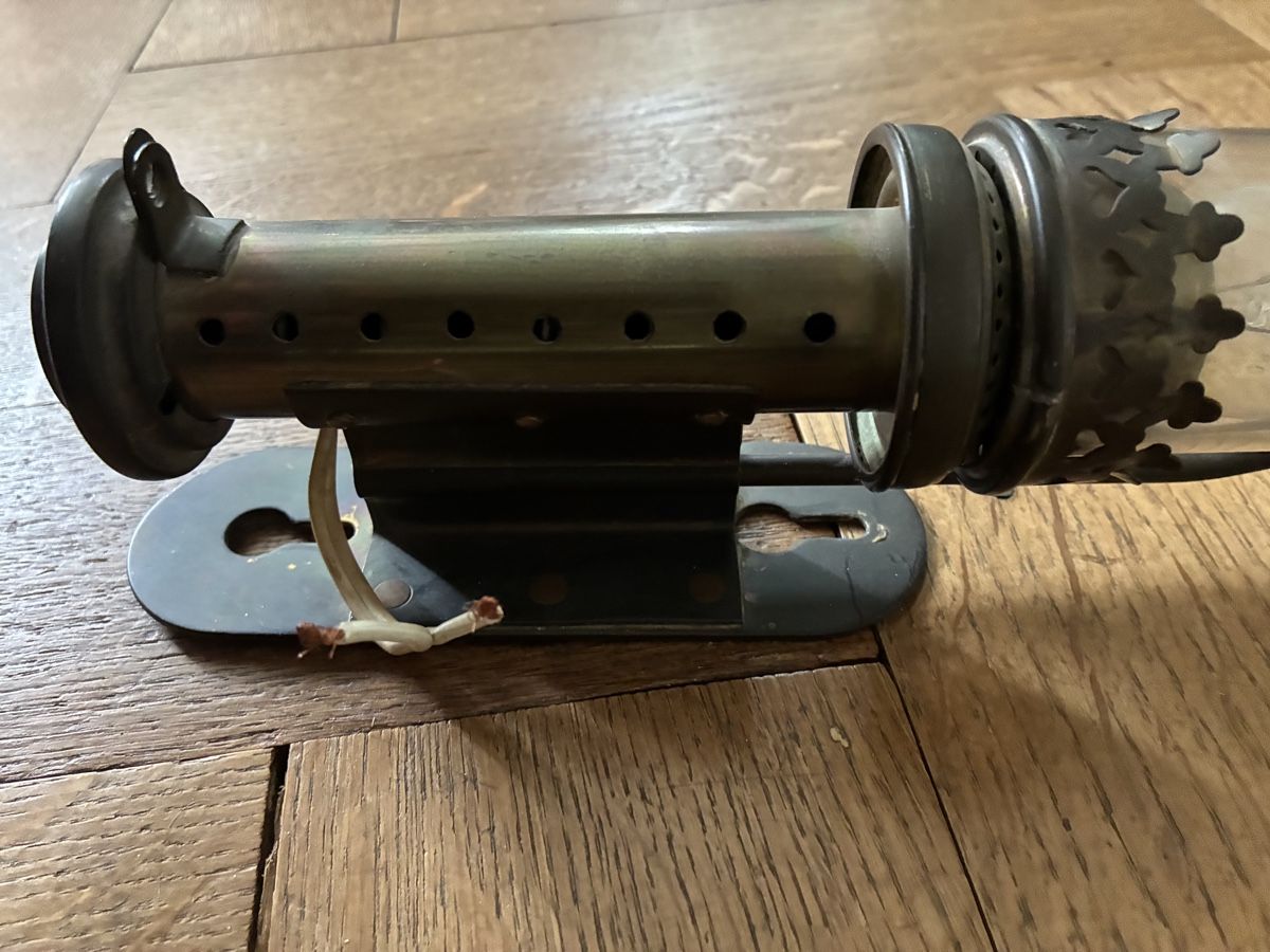 Lampen: Antike Eisenbahn-Wandlampen Messing – Gebraucht aus Riehen von J.-M. 2