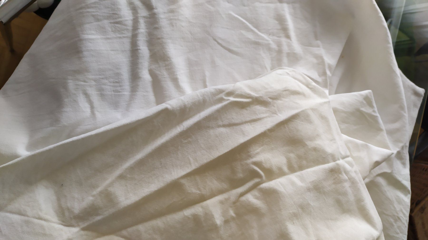 Biancheria da letto: Leintuch alt mit grossem Kissenbezug – Usato da Chezard St-Martin venduto da Loucail 5