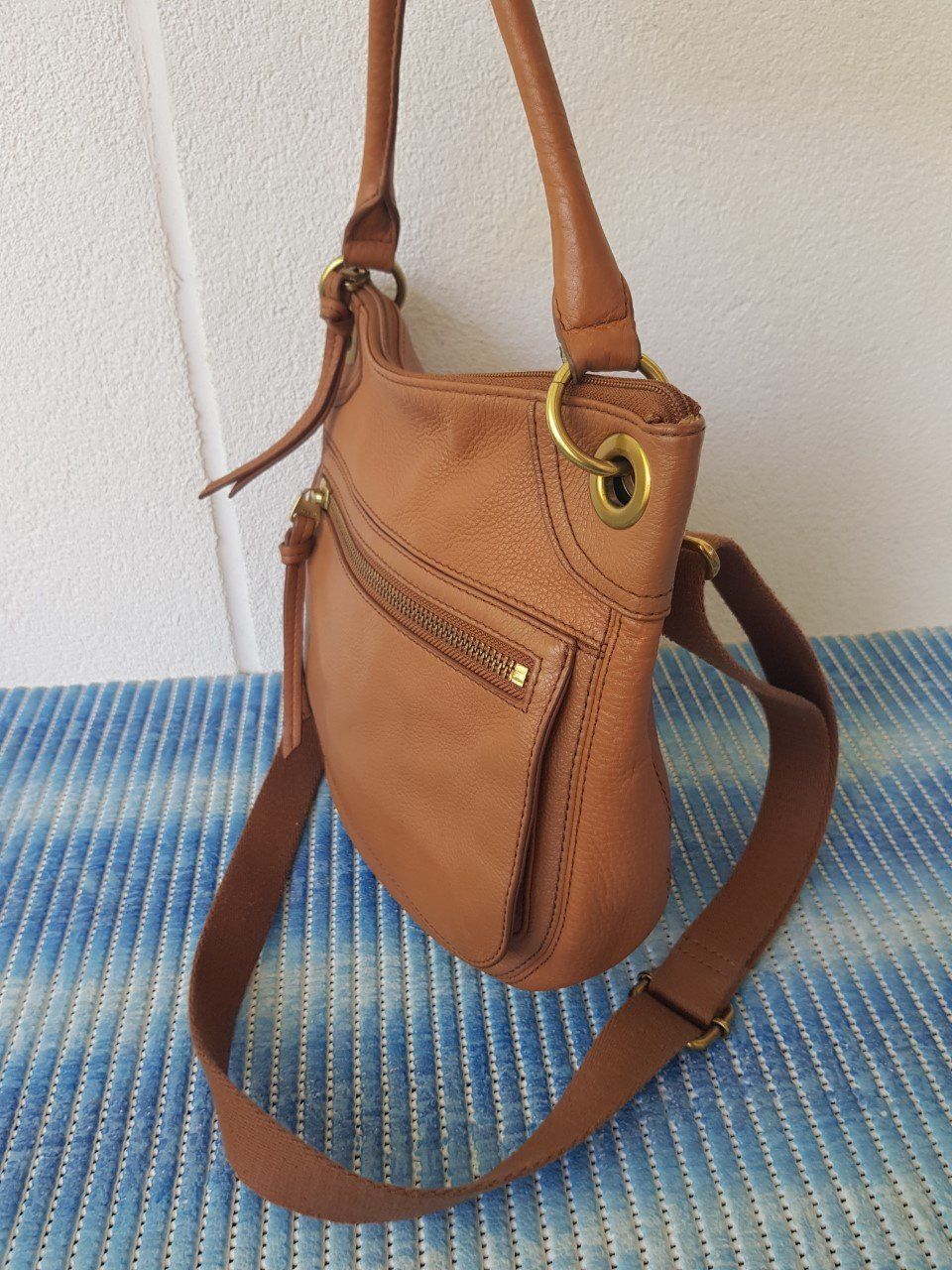 Fossil Sacs femmes: Fossil Ledertasche/Umhängetasche – D'occasion à Basel par Birs868 2