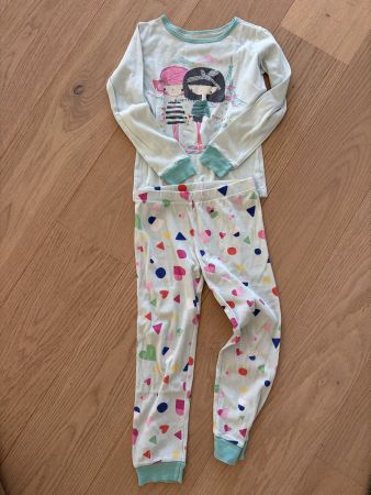 Pyjama Mädchen Gr. 116 Paris-Motiv & Konfetti-Hose