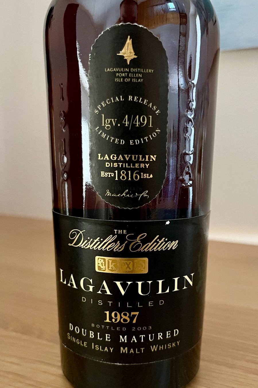 Lagavulin Spirituosen: Lagavulin 1987 - Distillers Edition Bottled 2003 – Neu und originalverpackt aus Le Sentier von myman 3