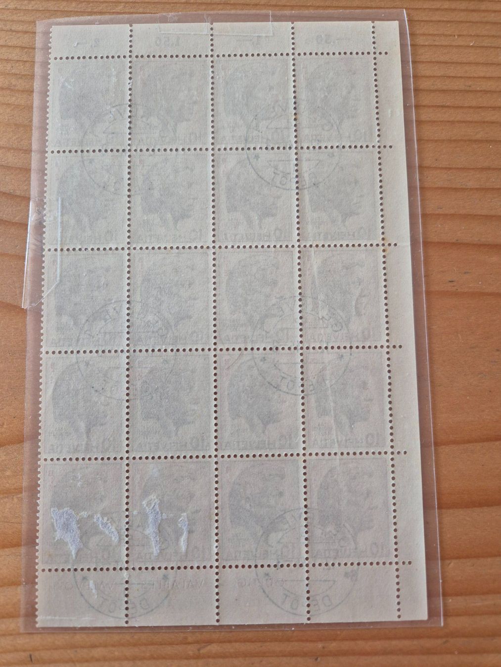 Tutti i francobolli: CH-Briefmarkenbogen Teil mit ET-STempel Zustand gem.Bilder – Usato da Oberuzwil venduto da ceeg7 1