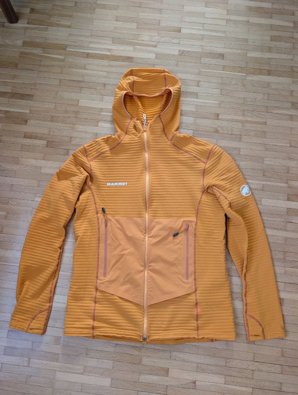 Mammut Pullover & Sweatshirts: Mammut Midlayer – Gebraucht aus Zürich von mai_vc7s