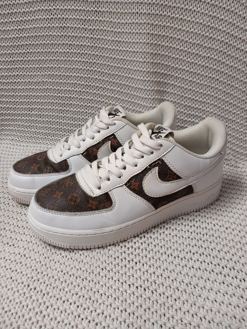 Nike Scarpe da uomo: NIKE Air Force 1 Custom Louis Vuitton Gr.38 – Usato da Merligen venduto da muss_haben