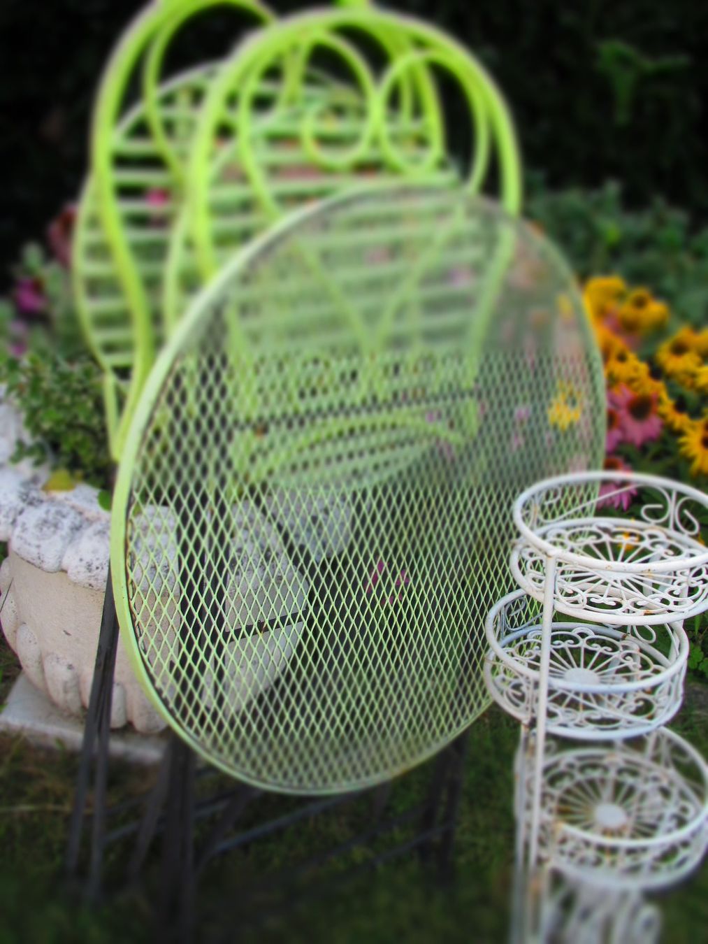Set di tavolo e panche: ENSEMBLE DE JARDIN EN FER – Usato da Murten venduto da Selliot 4