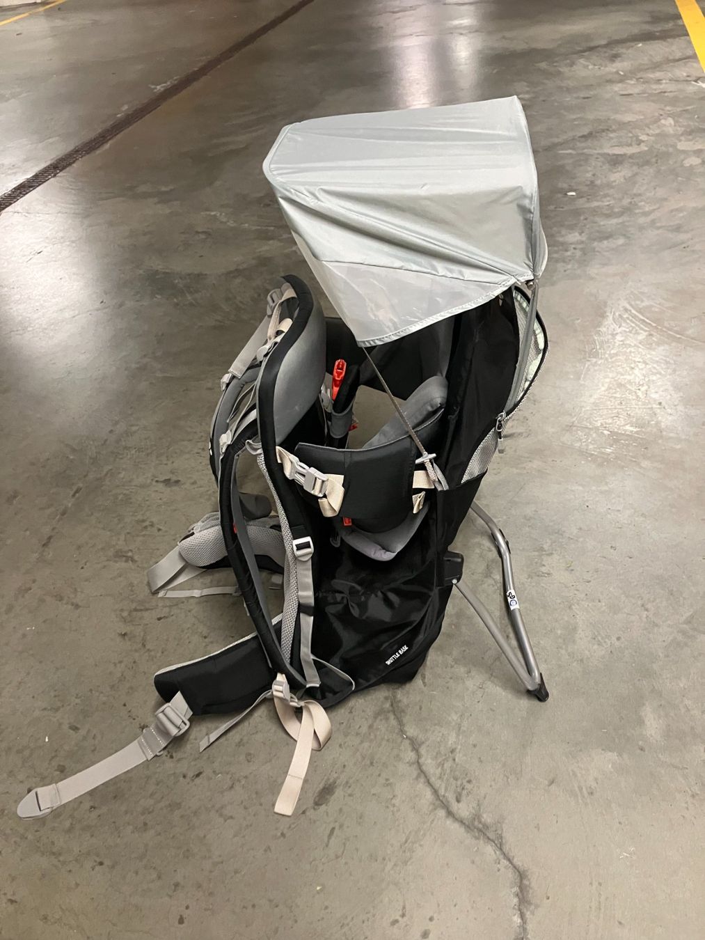 Vaude Marsupi portabebè: VAUDE Shuttle Base Kindertrage mit Sonnendach – Usato da Urdorf venduto da tao_k6wp 3