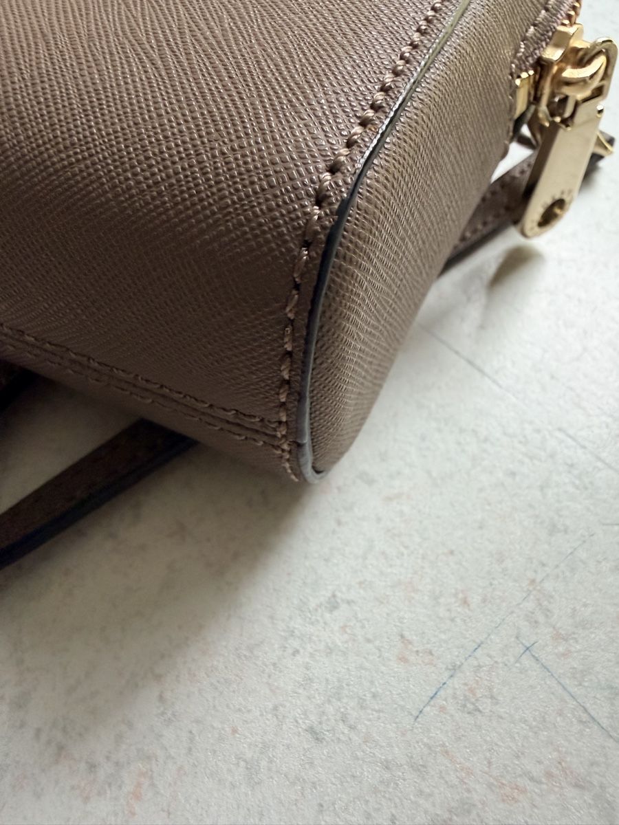 DKNY Sacs: Umhängetasche DKNY – D'occasion à Uitikon Waldegg par Obscht10 3