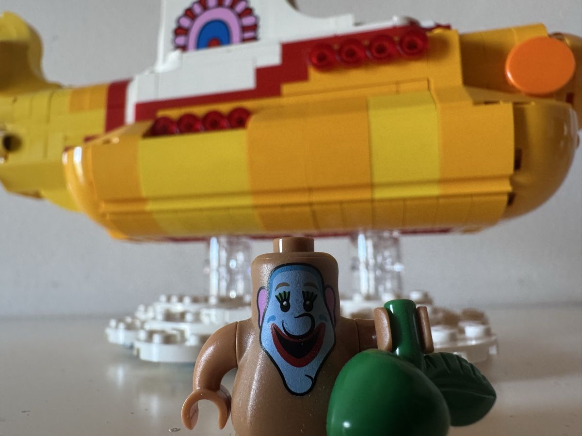 Lego Kit di costruzioni: Lego Ideas - Yellow Submarine 21306 – Usato da Comano venduto da alice_x26x 3