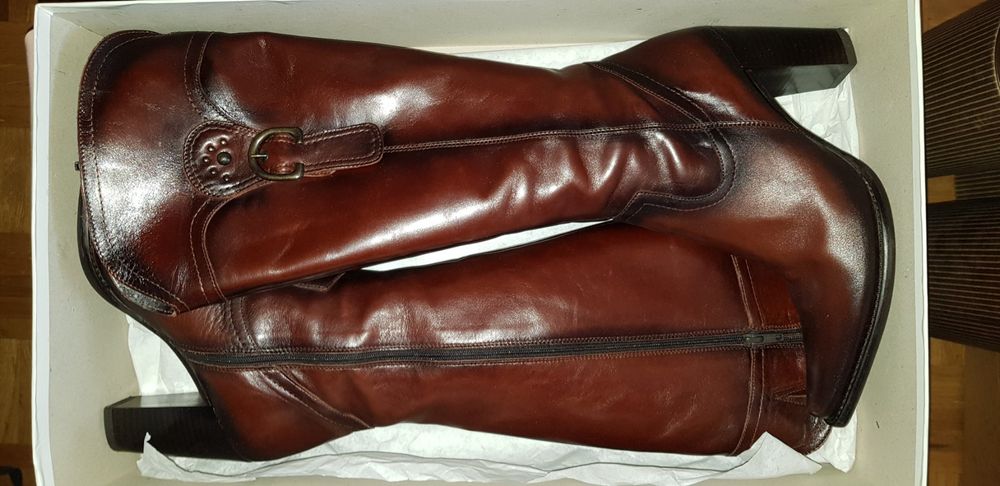 Bottes En Cuir Noir Pointure 39 - Occasion En Très Bon état, Classiques Et Intemporelles