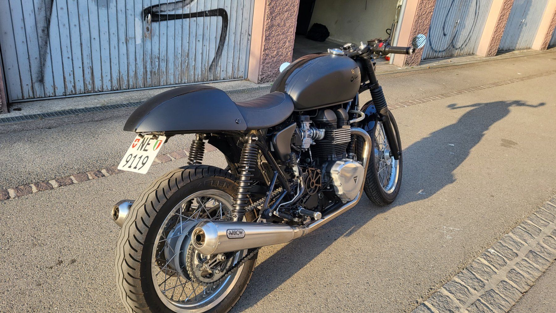 Triumph Strada: Triumph Thruxton 900i 2012 – Usato da Neuchâtel venduto da laurenthirsch 5