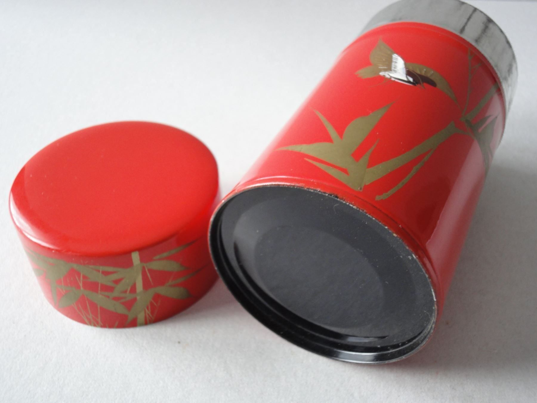 Tutte le decorazioni: 2 kleine Blechdosen - Tea – Usato da Chur venduto da omonia 7