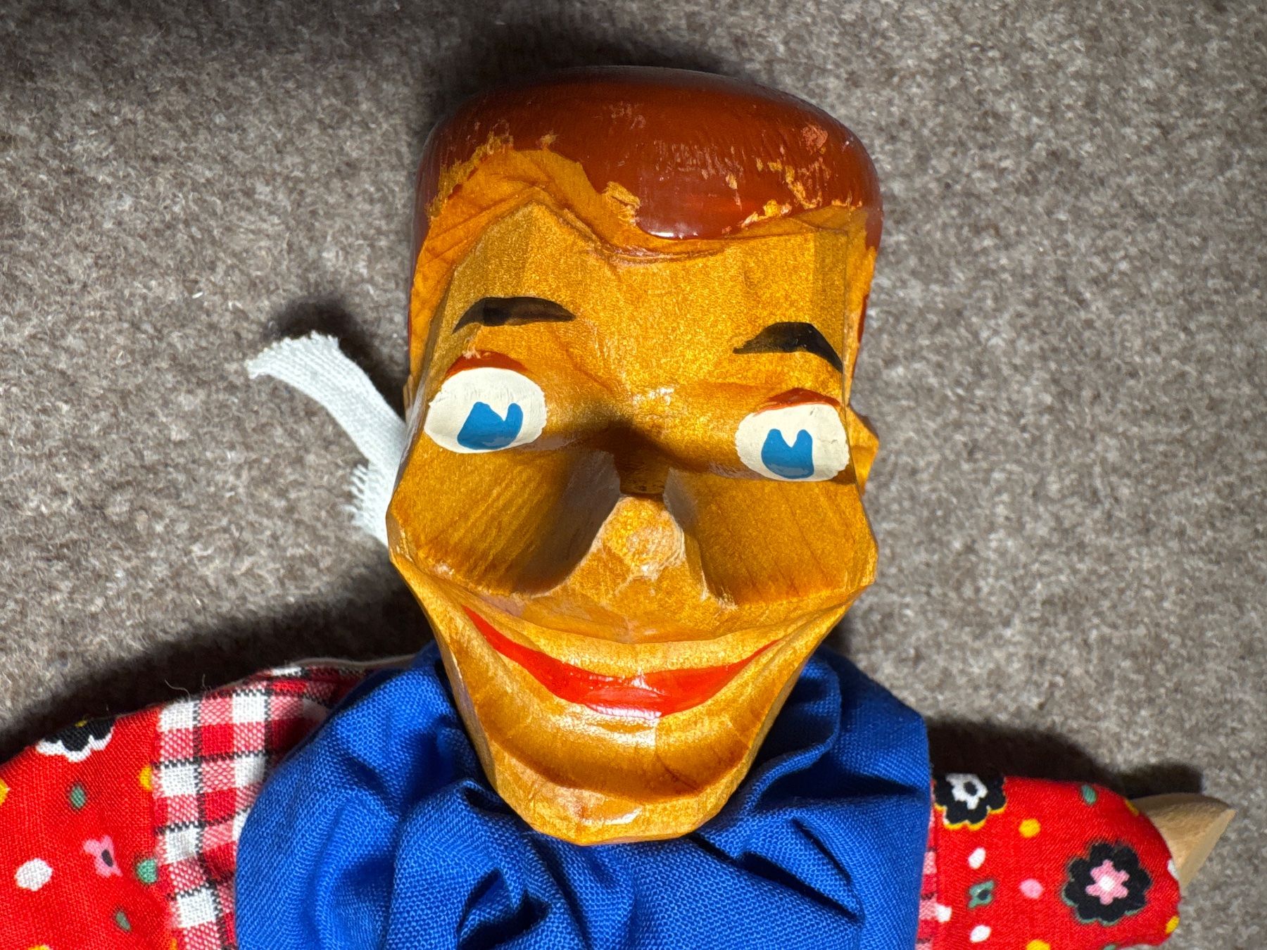 Spielzeuge: Kasperli Figur / Handpuppe - Holz – Gebraucht aus Aarau von Kilauea 5