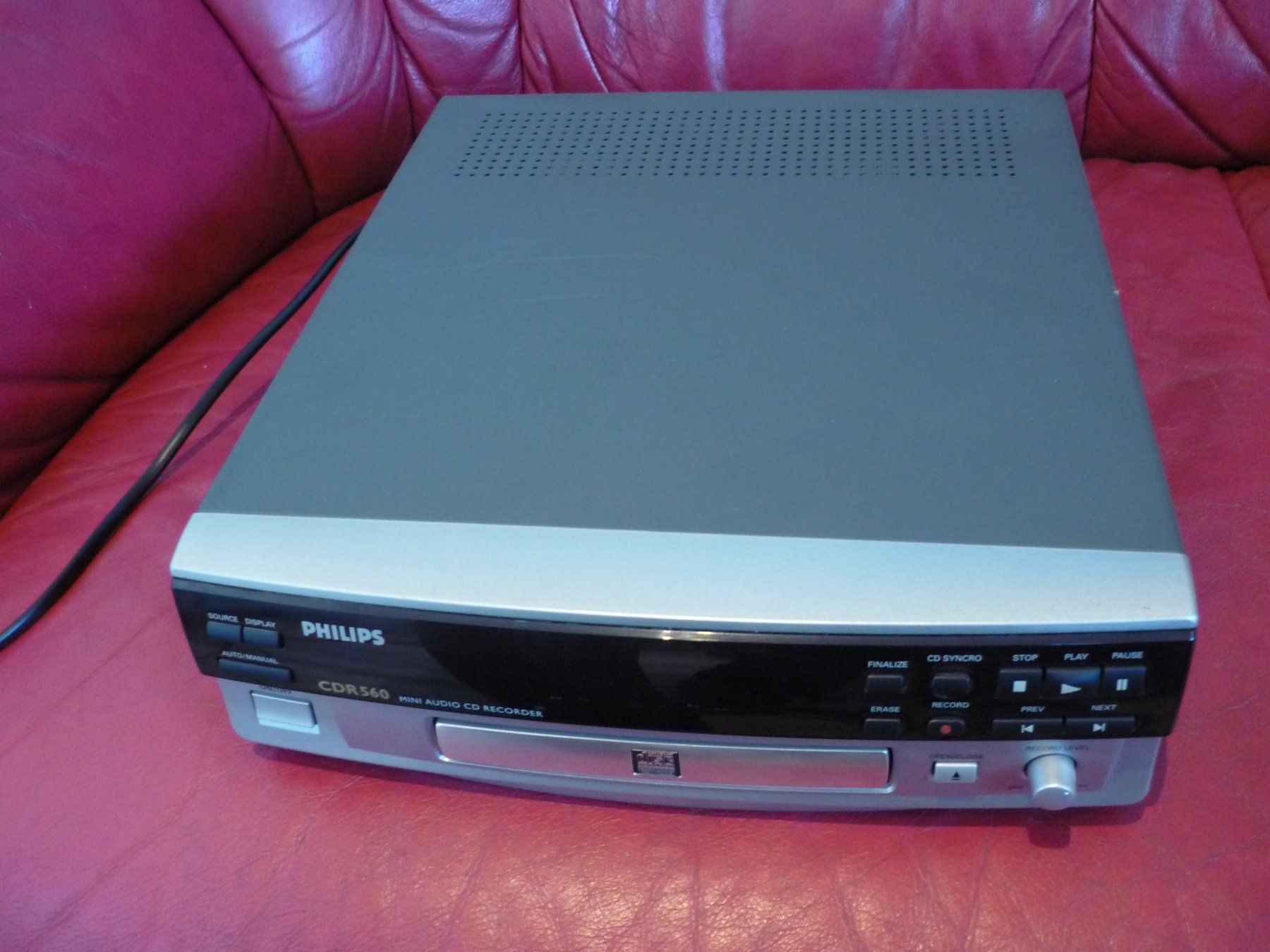 Philips Aufnahmegeräte: Mini CD Player Recorder Philips CDR 560  Audio - TOP – Gebraucht aus Beringen von  1