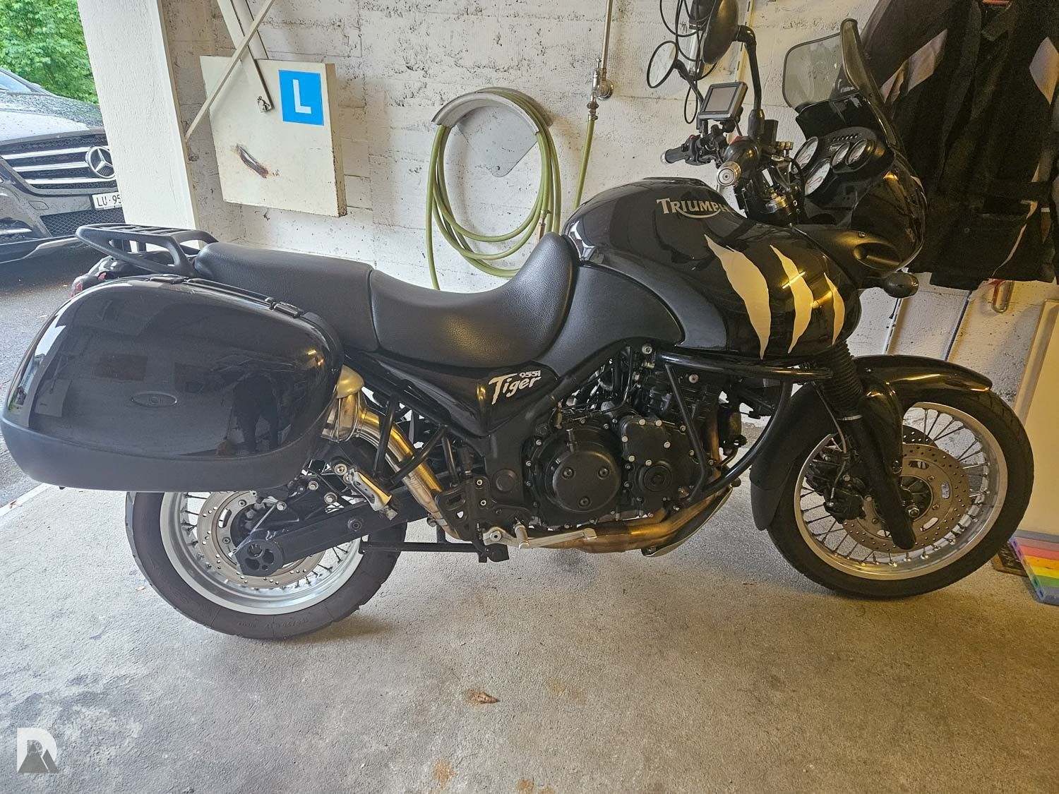 Triumph Route: Triumph Tiger 955 i:E schwarz – D'occasion à Adligenswil par Lulivr